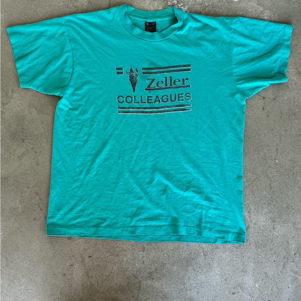 Vintage 1990s single stitch t shirt